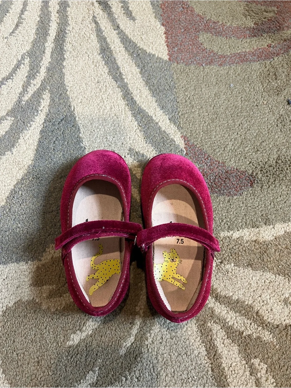 Girls' Velvet Mary Jane Shoes in Berry Pink